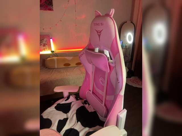 henby-streams live cam on BongaCams