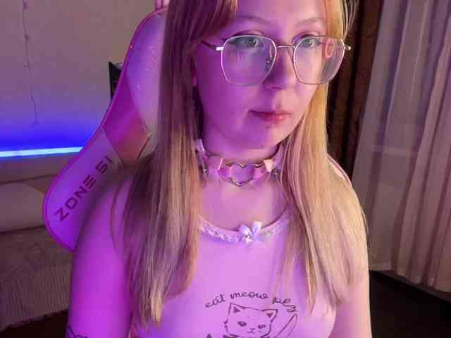 henby_streams webcam
