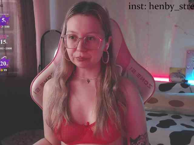 henby_streams webcam