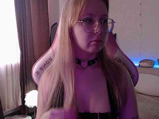 henby_streams webcam
