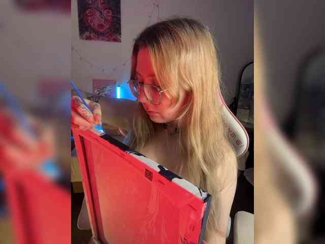 henby_streams webcam