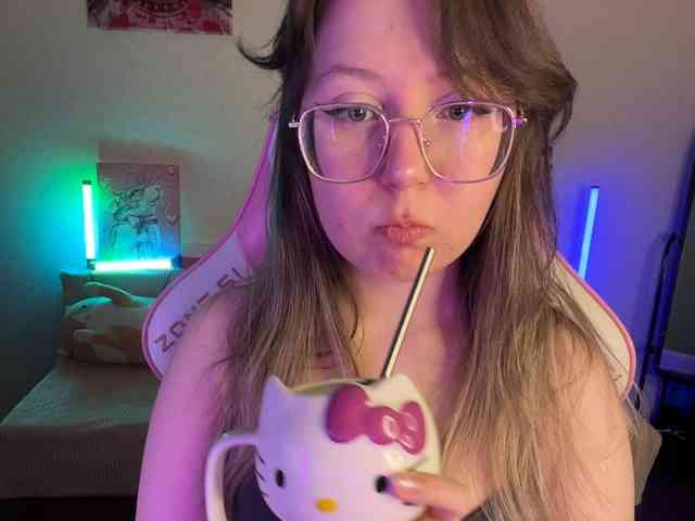 henby_streams webcam