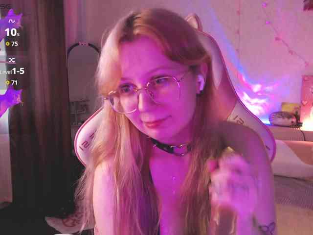 henby_streams webcam