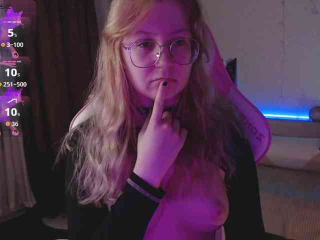 henby_streams webcam