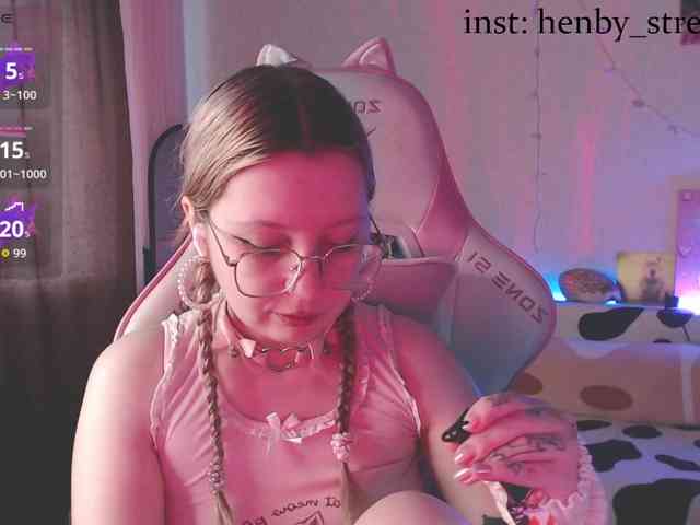 Henby-streams - Girl 