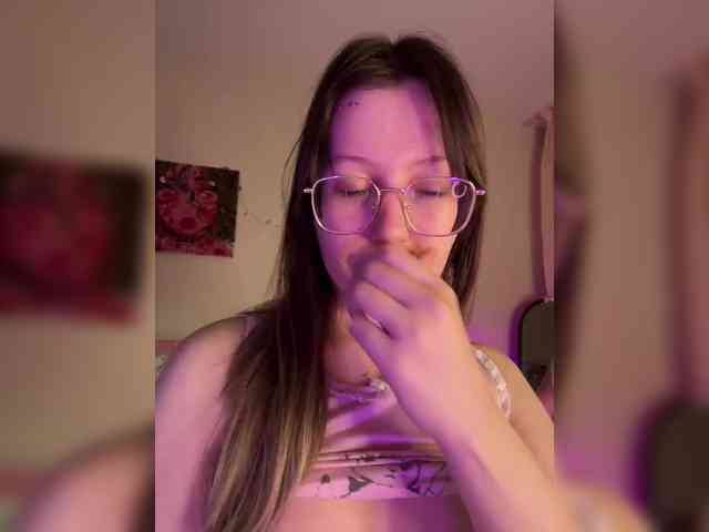 henby_streams webcam