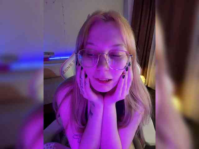 henby_streams webcam