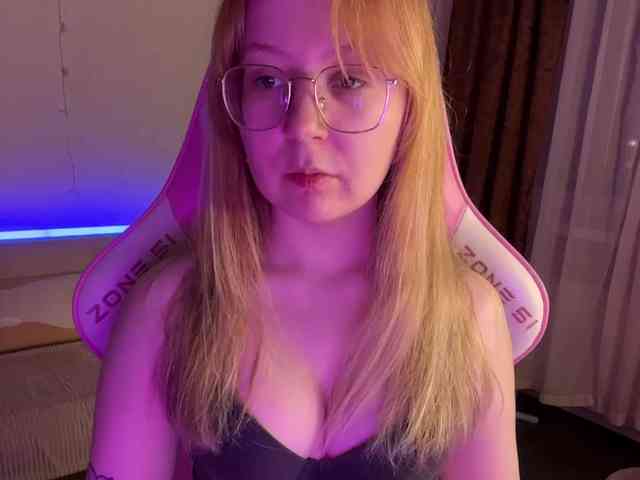 henby_streams webcam