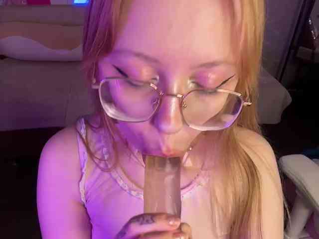 henby_streams webcam