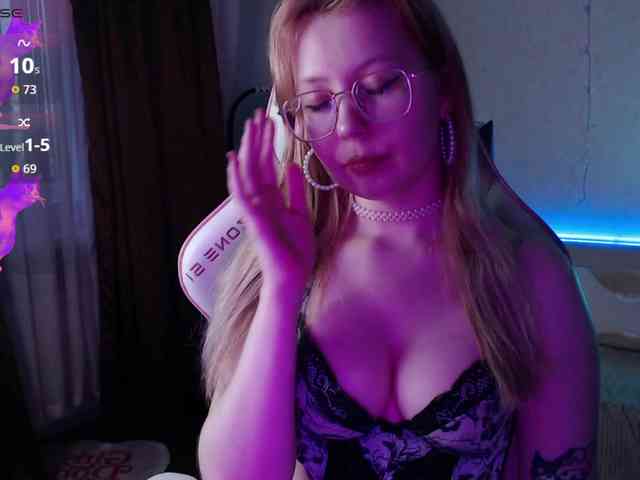henby_streams webcam