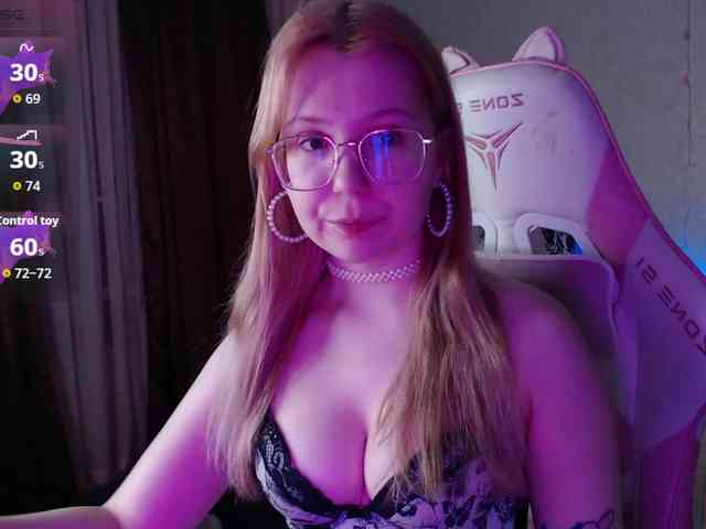 henby_streams webcam