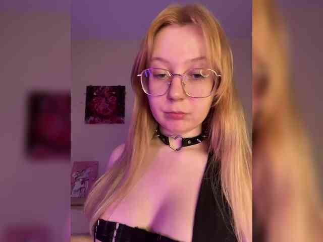 henby_streams webcam