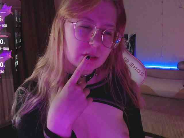 henby_streams webcam