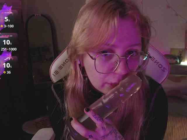 henby_streams webcam