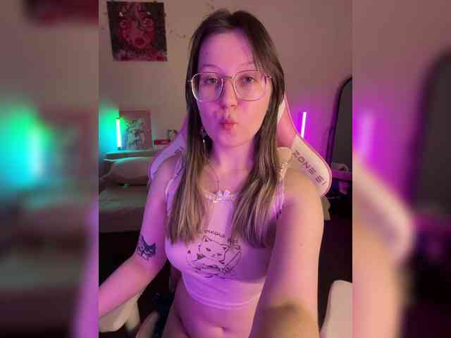 henby_streams webcam