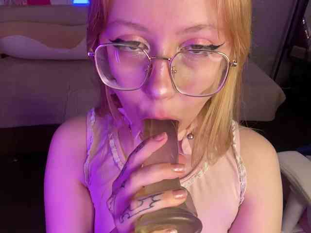 henby_streams webcam