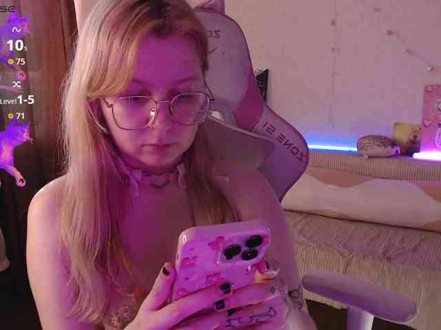 henby_streams webcam