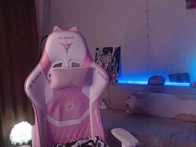henby_streams webcam