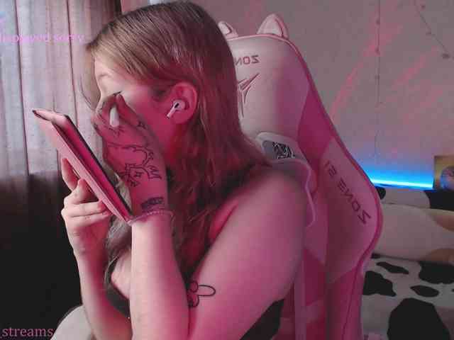 henby_streams webcam