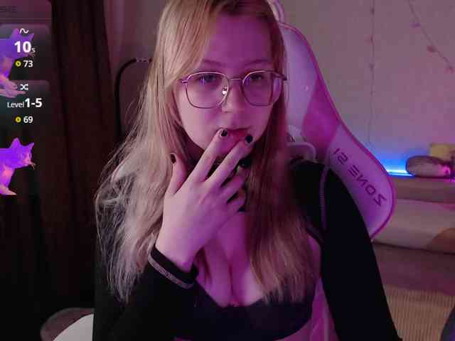 henby_streams webcam