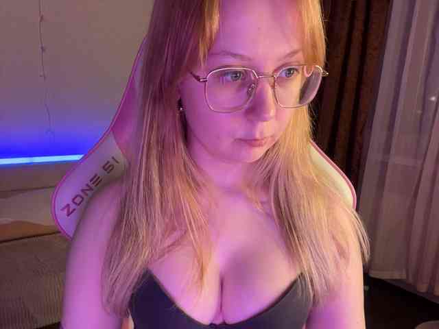 henby_streams webcam