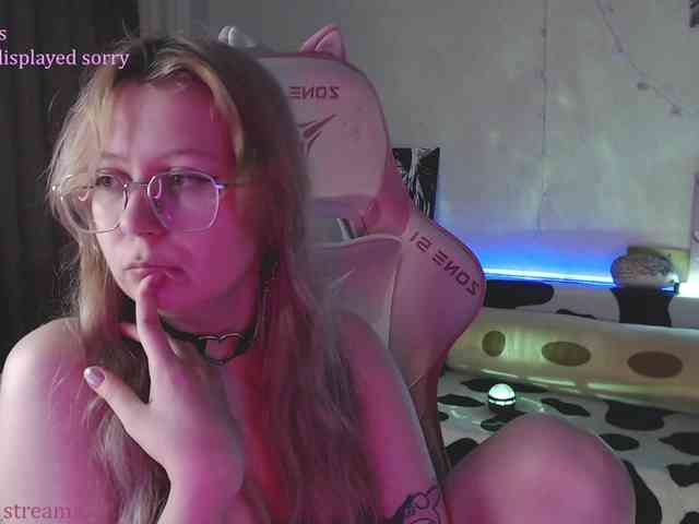 henby_streams webcam
