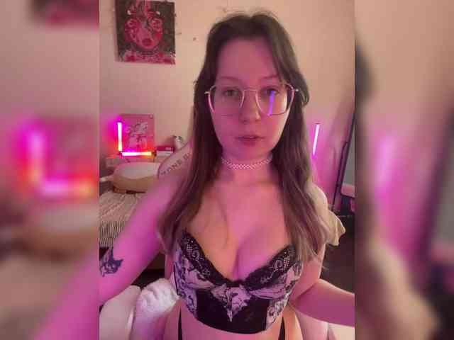 henby_streams webcam