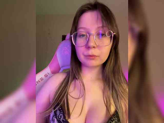 henby_streams webcam