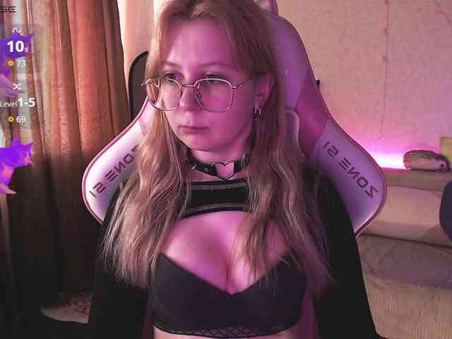 henby_streams webcam