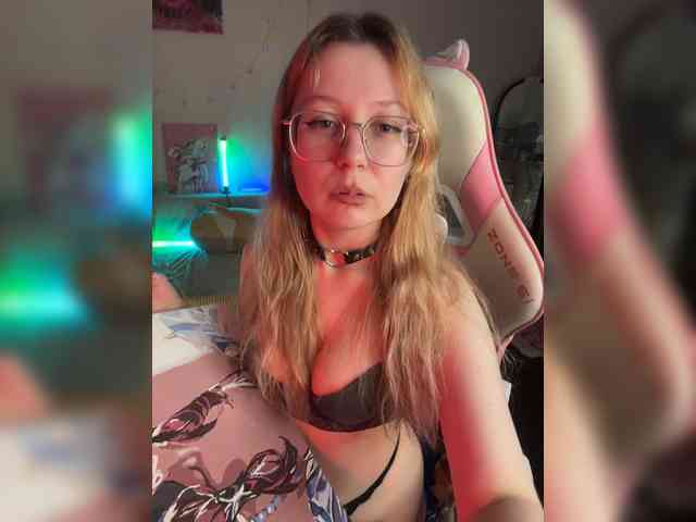 henby_streams webcam