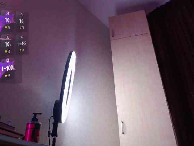 henby_streams webcam