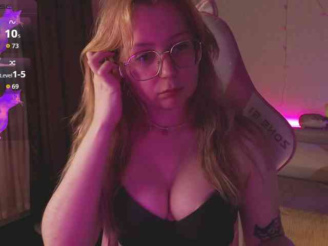 henby_streams webcam