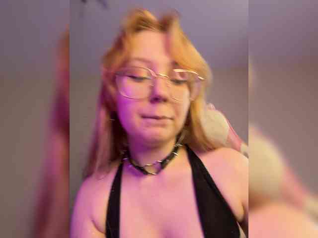 henby_streams webcam