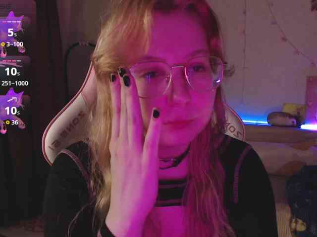 henby_streams webcam