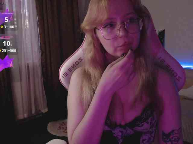 henby_streams webcam