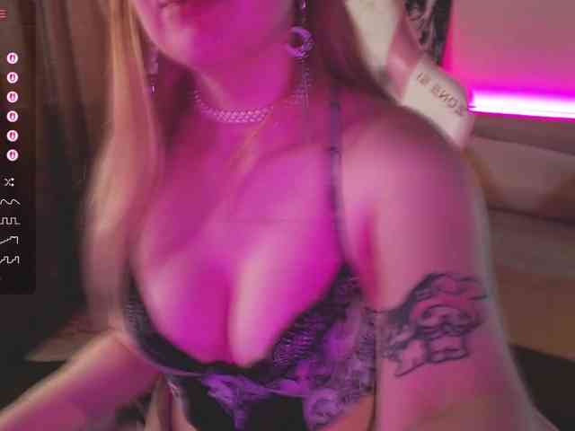 henby_streams webcam
