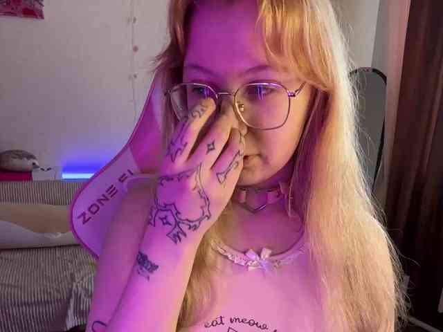 henby_streams webcam