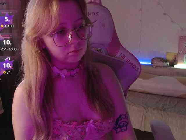 henby_streams webcam