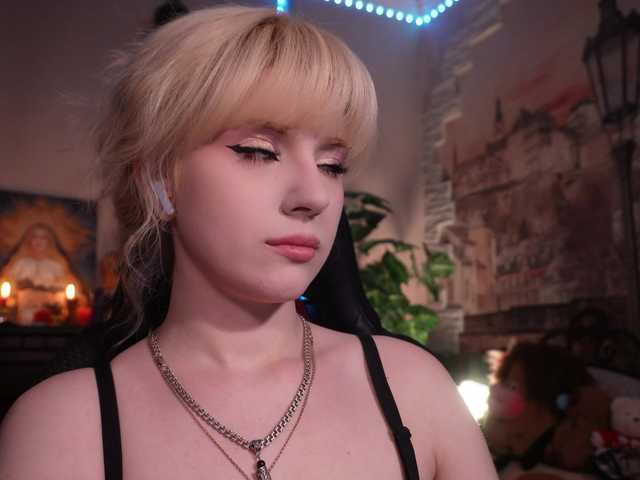 ChristieWade live cam on BongaCams