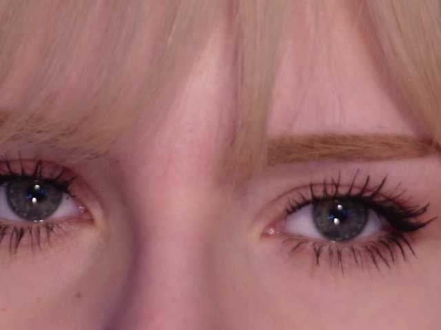 ChristieWade live cam on BongaCams