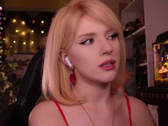 ChristieWade live cam on BongaCams