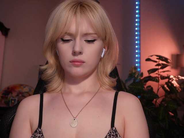 ChristieWade live cam on BongaCams
