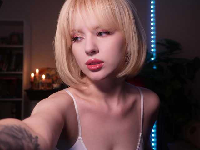 ChristieWade live cam on BongaCams