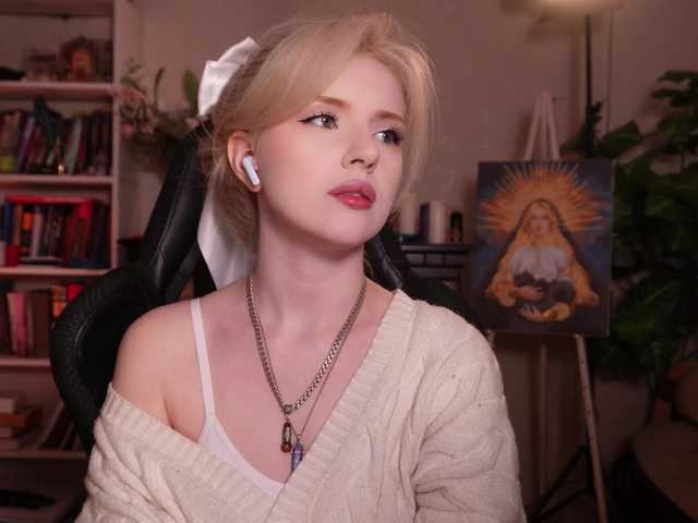 ChristieWade's BongaCams show and profile