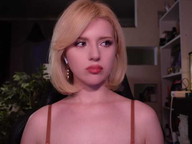 ChristieWade live cam on BongaCams