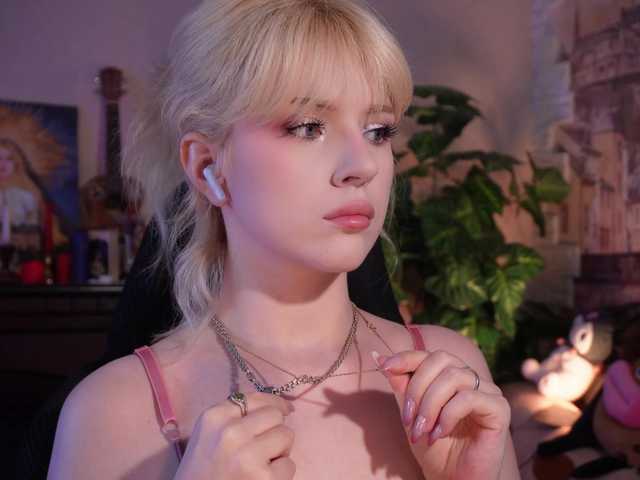 ChristieWade live cam on BongaCams