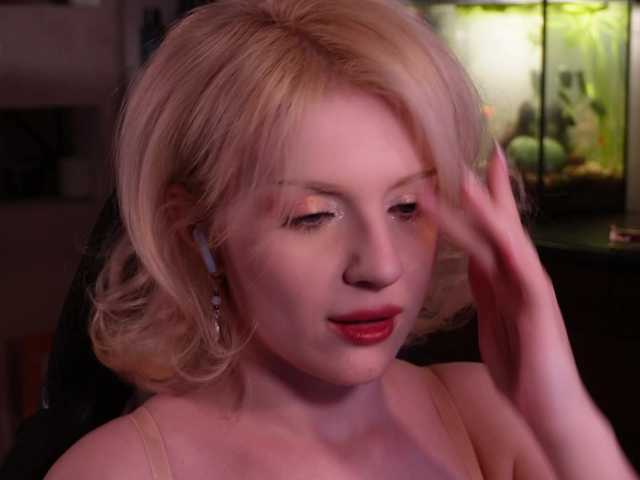 ChristieWade live cam on BongaCams