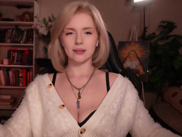 ChristieWade's BongaCams profile