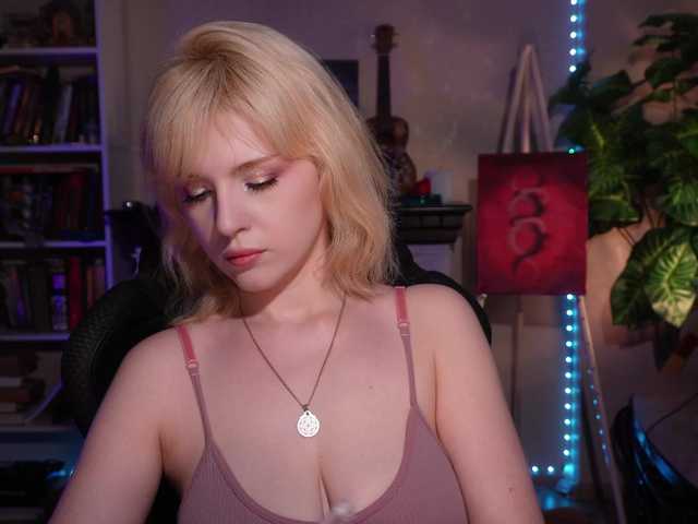 christiewade live sex show