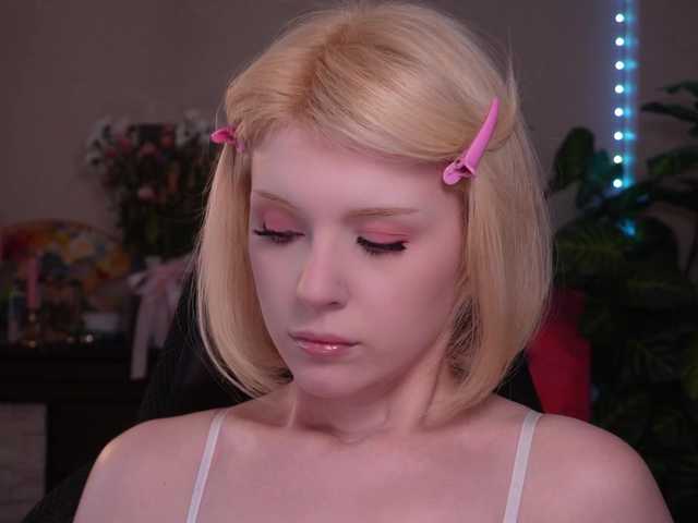 ChristieWade live cam on BongaCams